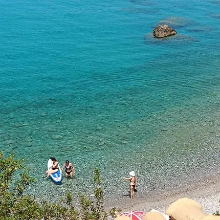 Daire Palaiohora Avias 2